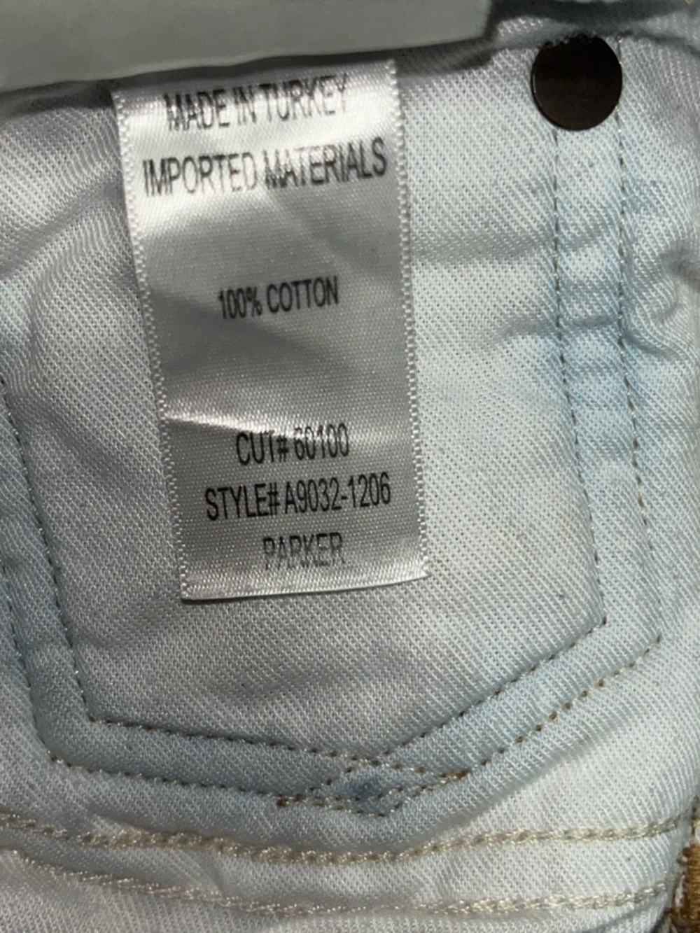 Agolde Parker Button Fly Distressed Blue Denim Shorts Size 24 - Picture 11 of 12